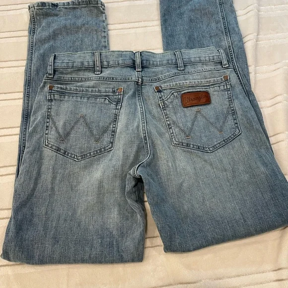 Wrangler Retro - Blue Slim Straight Leg Jeans Classic Style, 32 Waist 34 Length - Picture 2 of 5